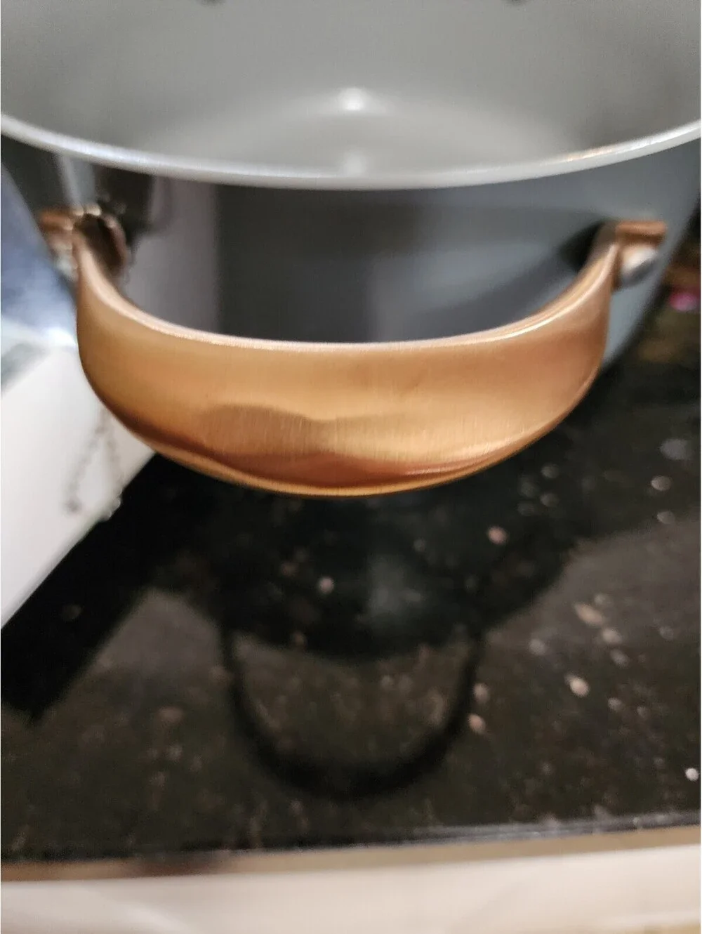 Authentic kitchen2.5-qt- 7.9